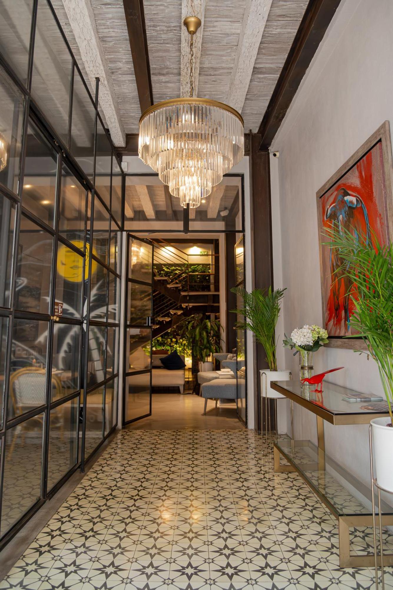 Lunala Boutique Hotel